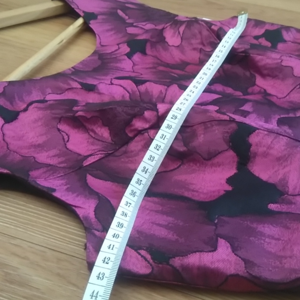 🌟Host Pick! BNWT Review Majestic Bloom dress size 8 - Picture 6 of 8